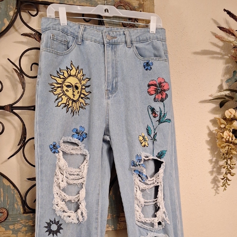 Sunflower Embroidered Ripped Wide Leg Jeans. Excellent Condition NWOT Size Large - Picture 8 of 12